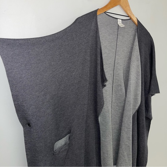 Lululemon After Asana Wrap One Size Fits Most Medium Dark Grey  Cashmere Blend - Picture 7 of 14